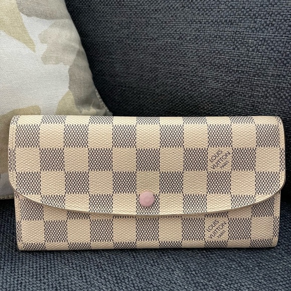 Louis Vuitton | Damier Azur Rose Pink Wallet - Picture 2 of 14